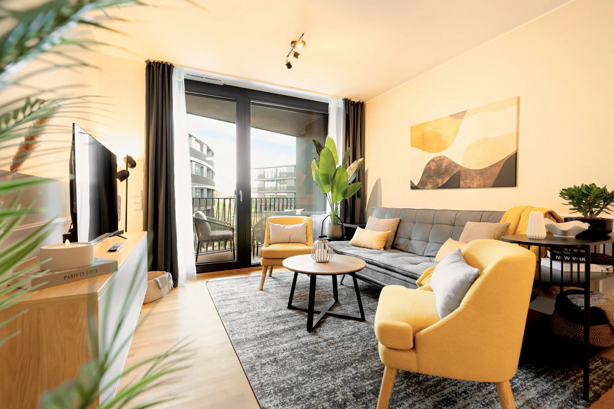 Heller Wohnbereich im Boutique-Apartment Marina Garden in Dresden
